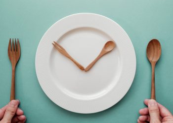 İştah Aşırı Yemek Mi, Yoksa Çaresizliği Gidermek Mi?
